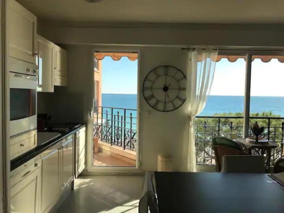 Victoria Bilocale Centro Citta E Vista Mare Apartment Menton Ngoại thất bức ảnh